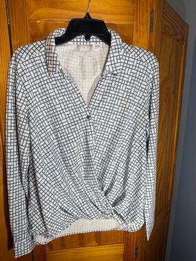 Buki Barcelona Shirt | White and Blue Geometric Wrap-Front Women's Blouse Size M